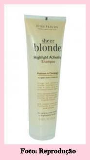 n John Frieda Sheer Blonde Highlight Activating Shampoo 22098661l O Diário de uma loira   1º dia