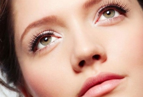 Maquiagem olhos inflamação