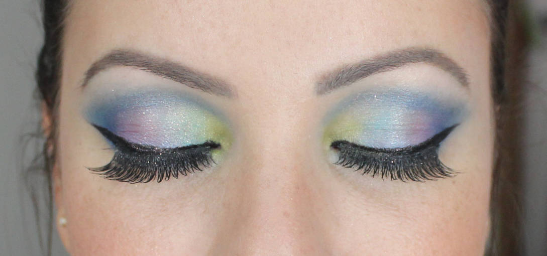 color eyer - Tutorial: Maquiagem Colorida para arrasar no Carnaval