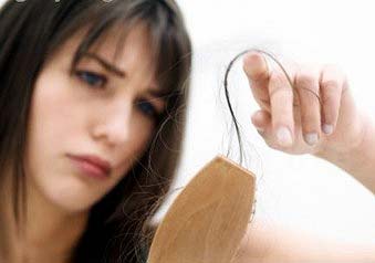 queda cabelo - Como evitar a queda de cabelo e estimular o crescimento dos fios?