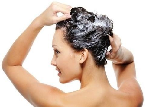 tratar cabelo casa - Como tratar o cabelo em casa sem errar na dose?