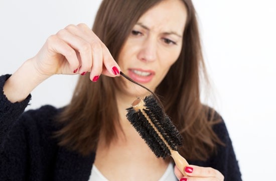 Queda cabelo - Veja como resgatar os diversos tipos de cabelos com o auxílio dos alimentos