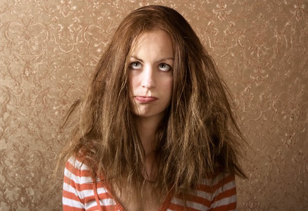 cabelo frizz - Veja como resgatar os diversos tipos de cabelos com o auxílio dos alimentos