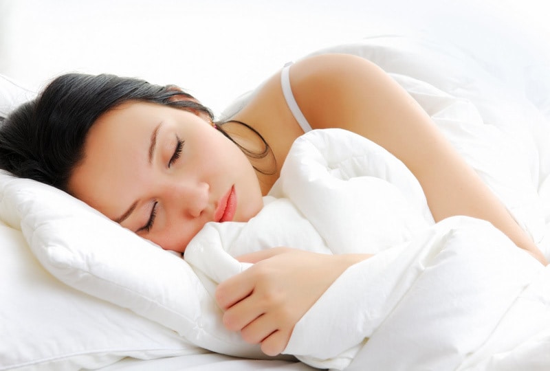 girl sleeping 1 - Qual o melhor horário para praticar exercícios?