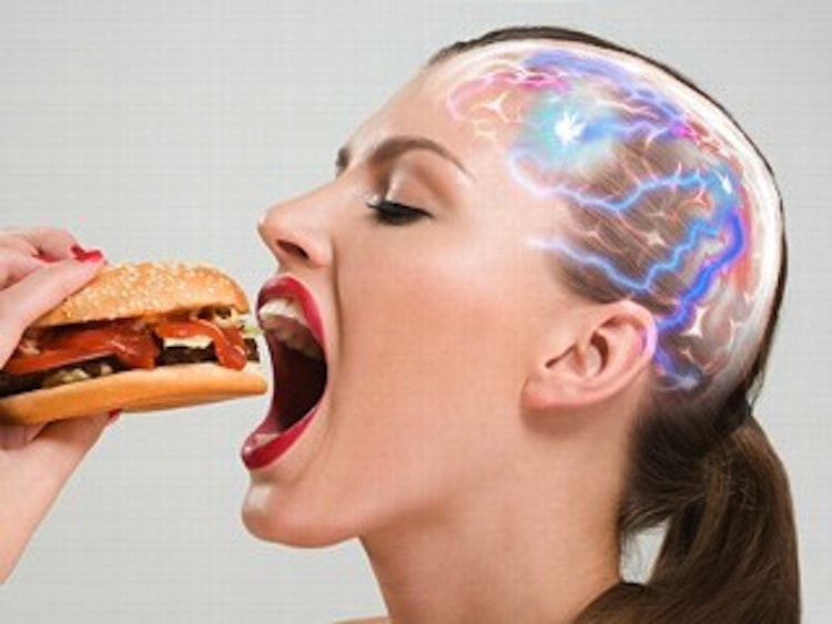 ansiedad comida - Alimentos que prejudicam o desempenho do cérebro