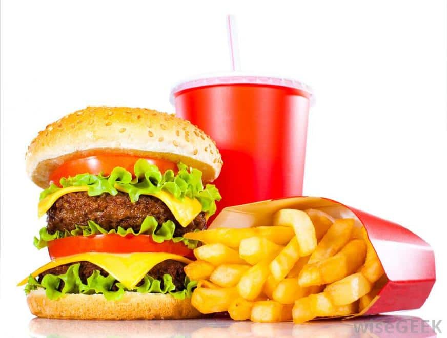 fast food - Alimentos que prejudicam o desempenho do cérebro