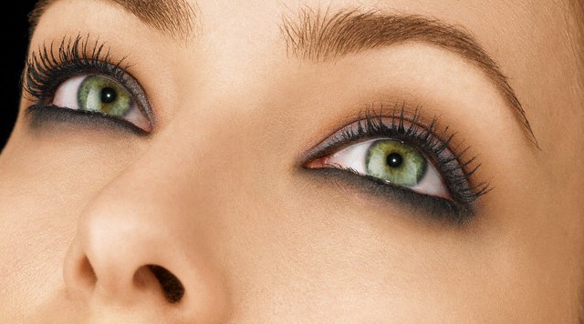 maquiagem olhos verdes - Combine a cor da maquiagem com a íris dos seus olhos