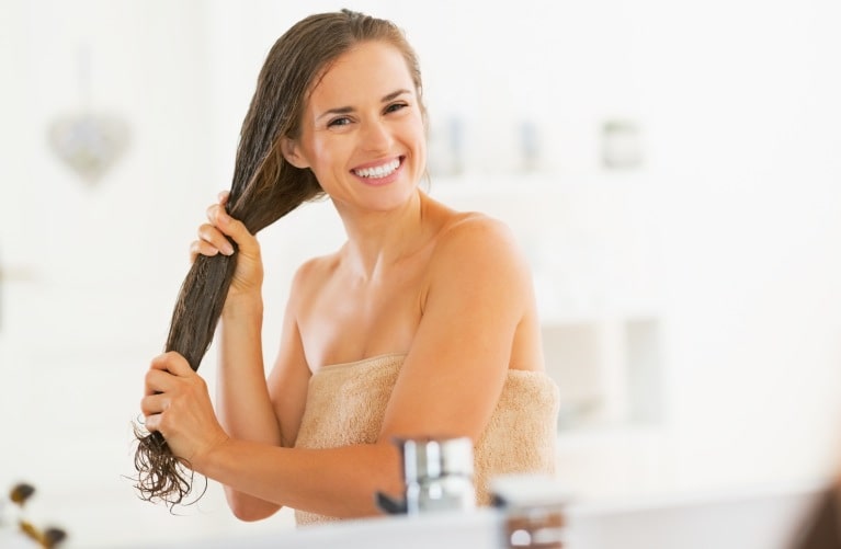 iStock 000033027936 Small - Hidratação para cabelos: como fazer em casa